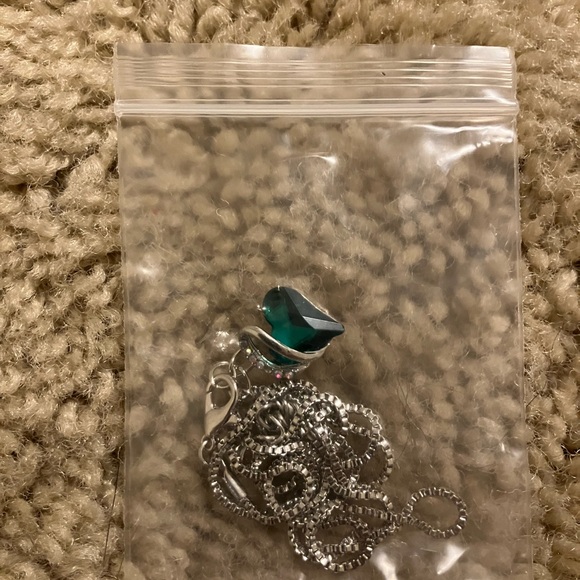 Silver Emerald Green Jade Infinity Love Pendant For Women - Picture 8 of 10